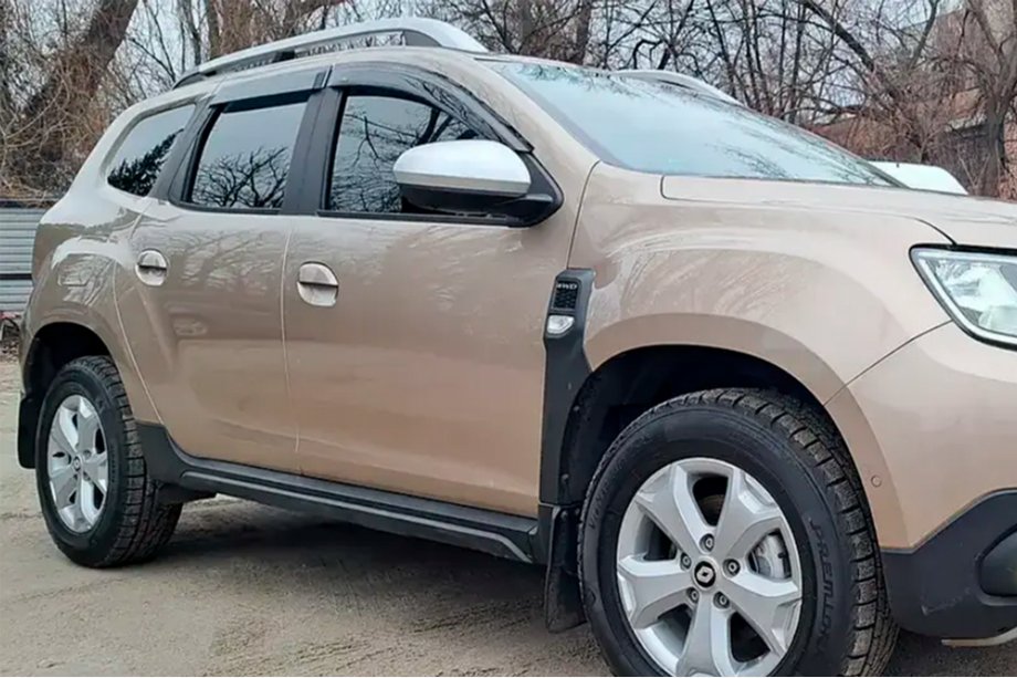 Renault Duster 2018–2024 Ofuky oken (4 ks, HIC) Image