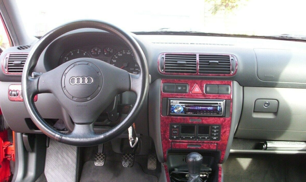 Dekorativní lišty do interiéru Audi A3