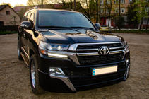 Toyota Land Cruiser 200 2007–2021 Sada bodykitu 2016-2021 (Executive 2021) fotografie 13