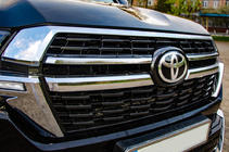 Toyota Land Cruiser 200 2007–2021 Sada bodykitu 2016-2021 (Executive 2021) fotografie 16