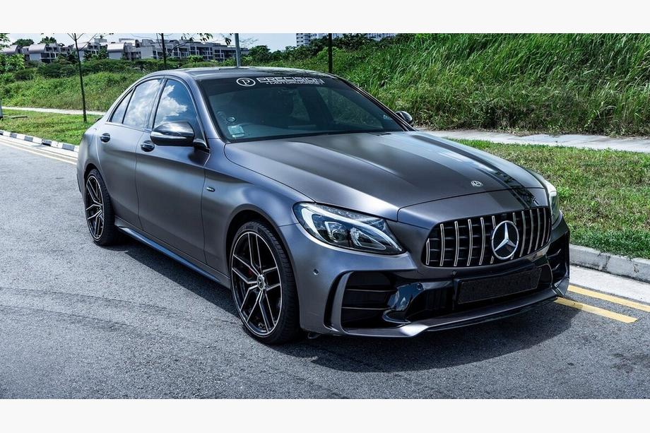 Mercedes C-Class W205 2014–2021 Bodykit sada s kompletním zadním nárazníkem (design Black Mamba C63GT) Fotografie 3