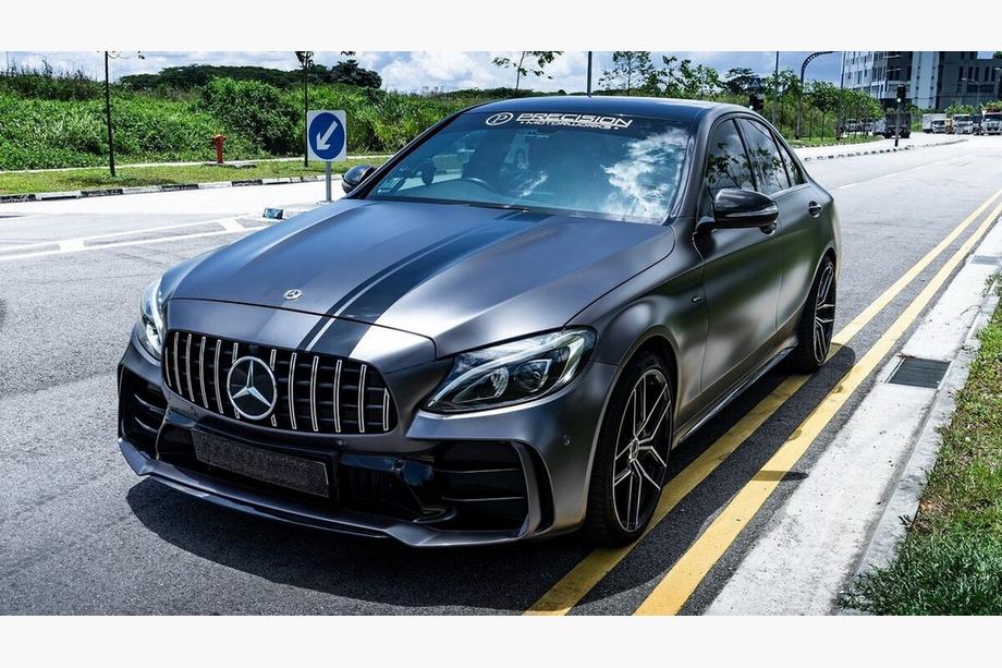 Mercedes C-Class W205 2014–2021 Bodykit sada s kompletním zadním nárazníkem (design Black Mamba C63GT) Fotografie 1