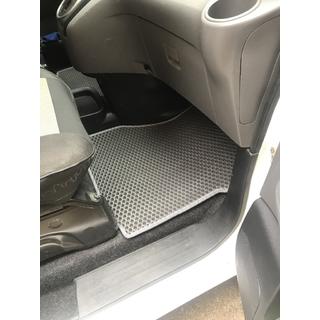 EVA autokoberce pro elektromobily (černé) fotografie 4
