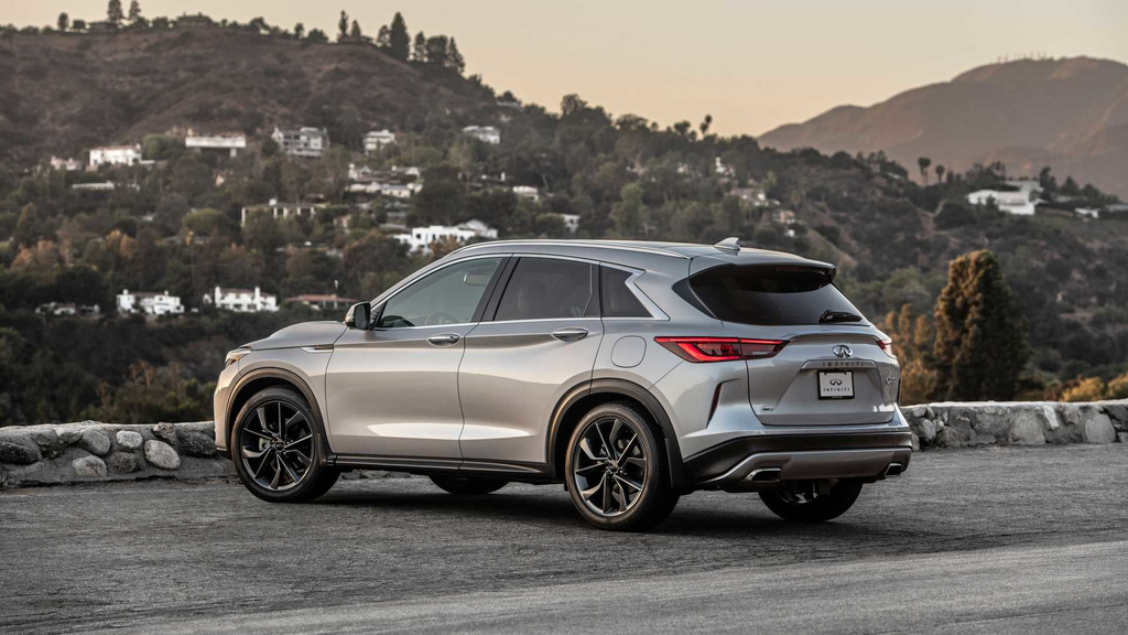 Crossover Infiniti QX50 prošel faceliftem a rozšířil základní výbavu