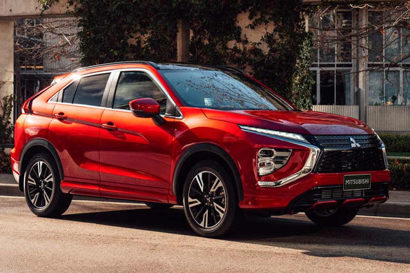 Odtajněn modernizovaný crossover Mitsubishi Eclipse Cross