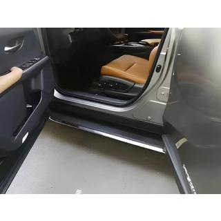Boční nášlapy OEM (2 ks) Lexus UX 2018– fotografie 2