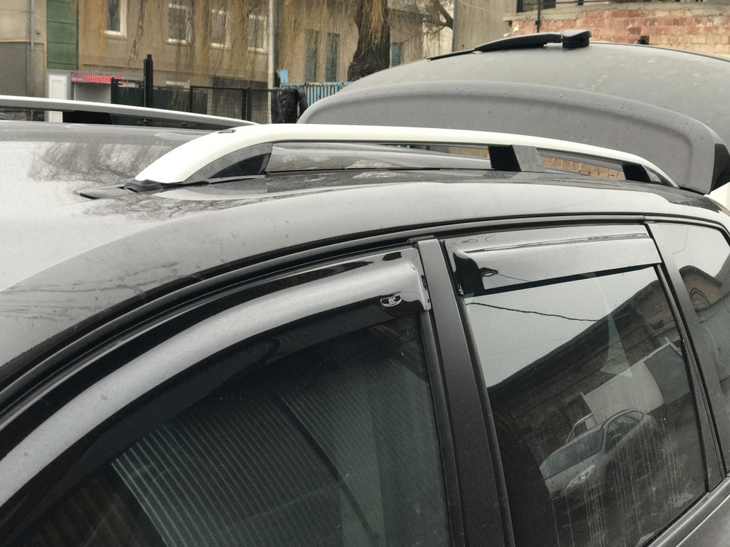 Střešní podélníky pro Volkswagen Touareg