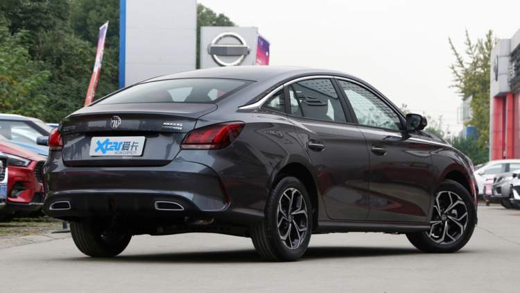 Nový sedan MG 5 uveden na trh
