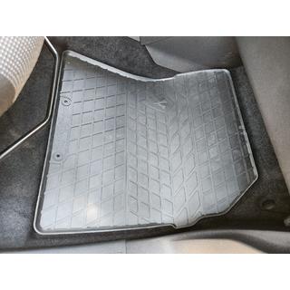 Gumové autokoberce Stingray (4 ks, klip CP2) fotografie 2