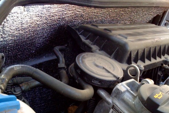 Odhlučnění motorového prostoru svépomocí