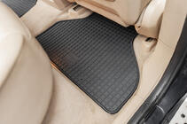 BMW X5 E70 2007–2013 Gumové autokoberce do interiéru (4 ks, Polytep) fotografie 7