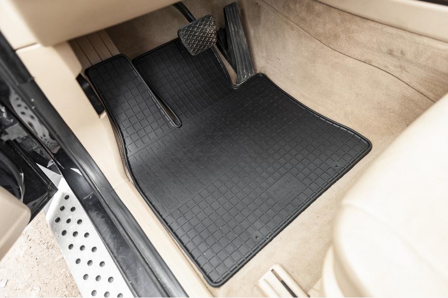 BMW X5 E70 2007–2013 Gumové autokoberce do interiéru (4 ks, Polytep) Image