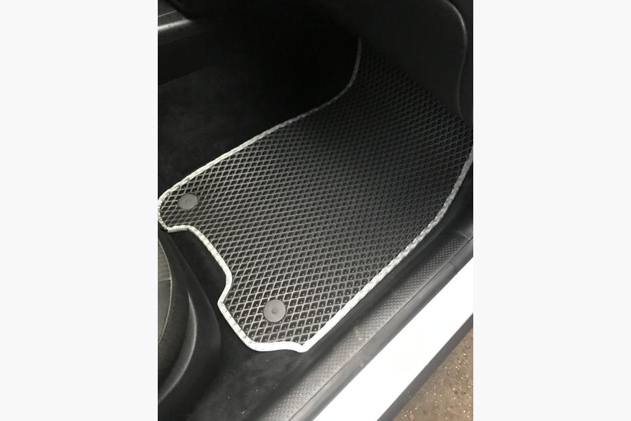 Volkswagen Passat B5 1997–2005 EVA autokoberce (černé) Fotografie 2