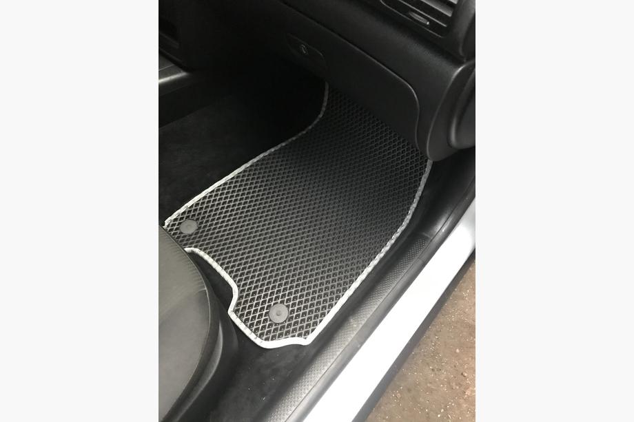 Volkswagen Passat B5 1997–2005 EVA autokoberce (černé) Fotografie 4