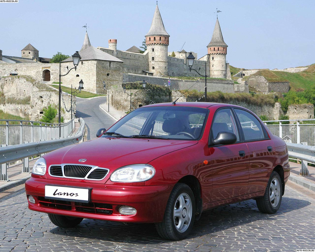 Kolik zvukové izolace je potřeba na Deu Lanos?