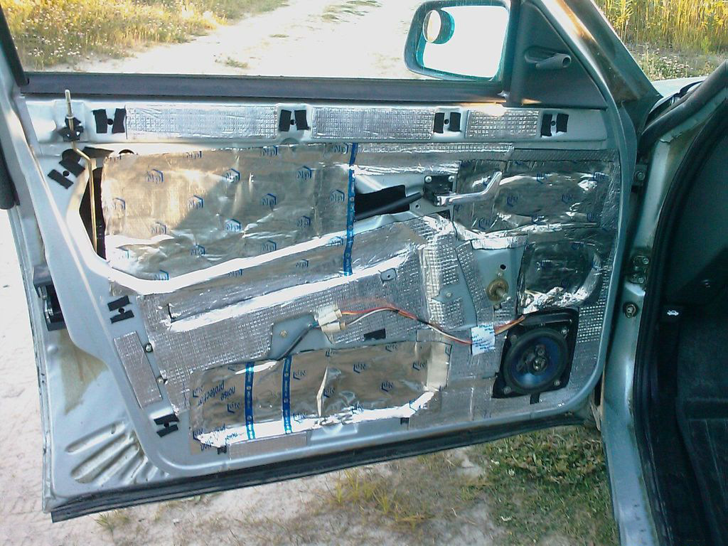Odhlučnění dveří VAZ 2110 svépomocí