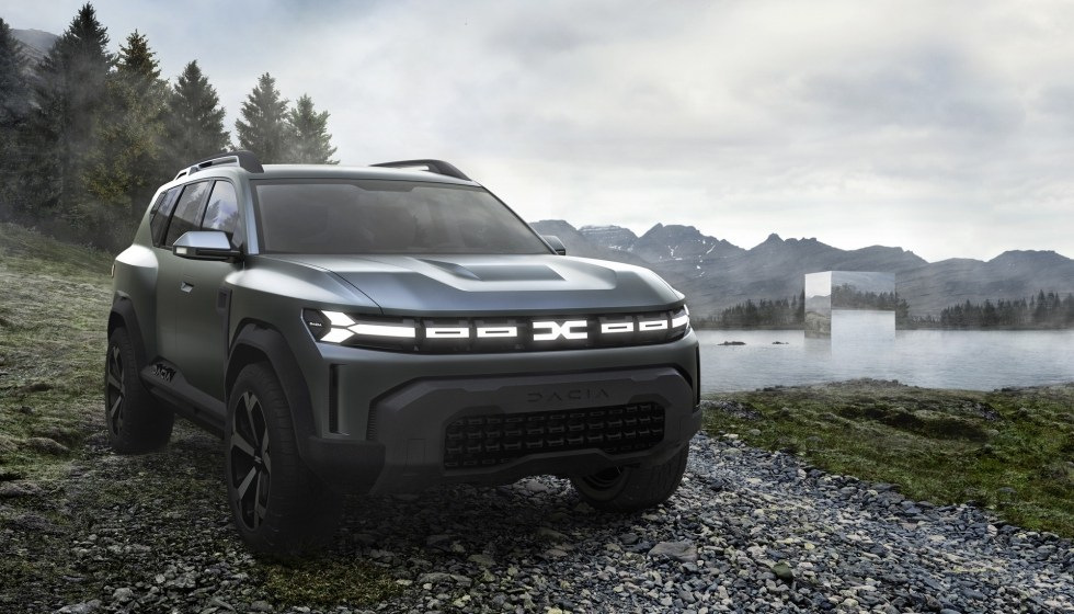 Dacia chystá velký sedmimístný crossover
