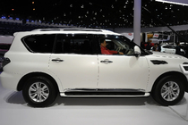 Nissan Patrol Y62 2010–2024 Dveřní lišty (4 ks, chrom) fotografie 4
