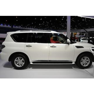 Dveřní lišty (4 ks, chrom) Nissan Patrol Y62 2010–2024 fotografie 4