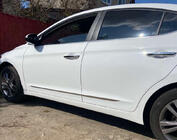 Hyundai Elantra (AD) 2015–2020 Dveřní lišty (4 ks, nerez) fotografie 3