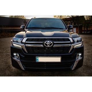 Kompletní restylingový body kit (přestavbová sada) z LC200 2008-2015 na 2021 Executive Toyota Land Cruiser 200 2007–2021 fotografie 3