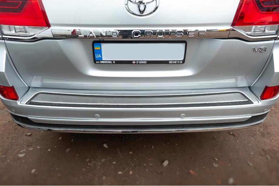 Toyota Land Cruiser 200 2007–2021 Kompletní restylingový body kit (přestavbová sada) z LC200 2008-2015 na 2021 Executive Fotografie 17