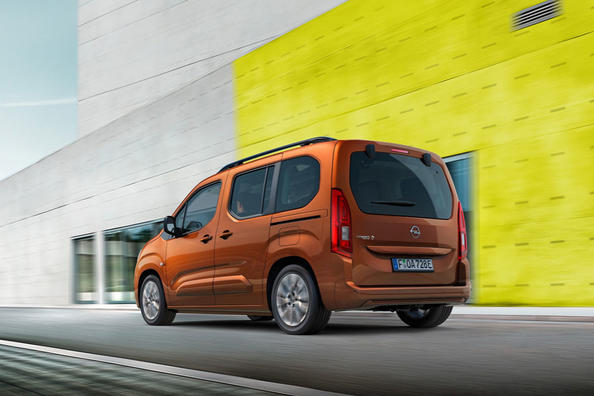 Objevila se elektrická verze kompaktního MPV Opel Combo