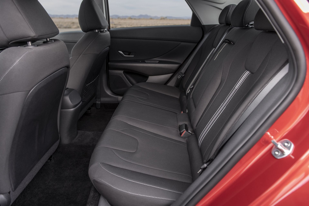Recenze Hyundai Elantra sedmé generace