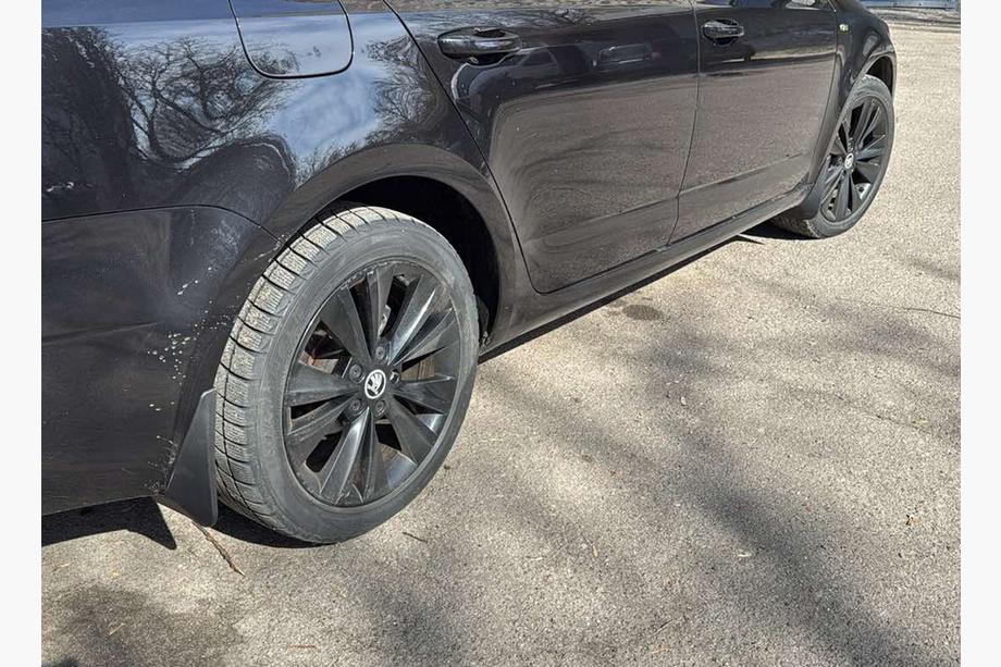 Skoda Octavia III A7 2013–2019 Originální zástěrky Premium SD, SW 2018+ (4 ks) Image