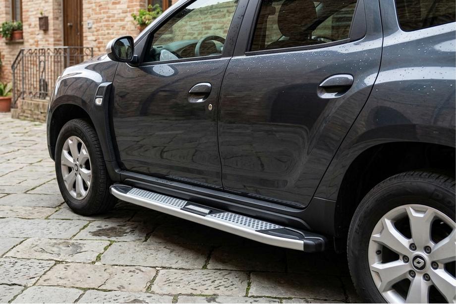 Dacia Duster 2018–2024 Boční nášlapy Mevsim Grey (2 ks, hliník) Image