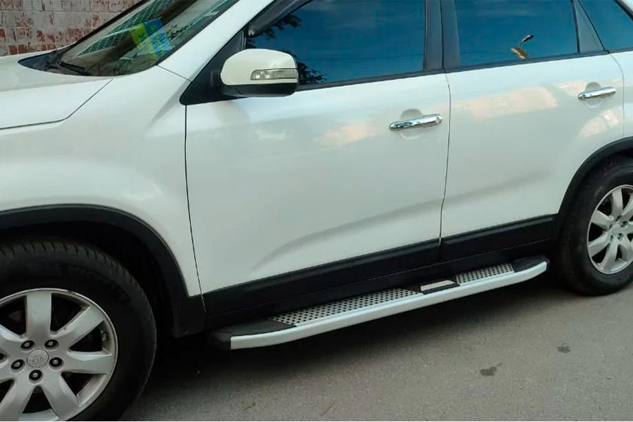 Kia Sorento II XM 2009–2014 Boční nášlapy Mevsim Grey (2 ks, hliník) Image