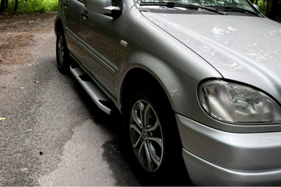 Mercedes ML W163 1997–2005 Boční nášlapy Mevsim Grey (2 ks, hliník) Fotografie 2