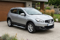 Nissan Qashqai 2010–2014 Boční nášlapy Mevsim Grey (2 ks, hliník) krátký rozvor fotografie 1