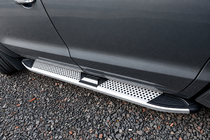 Volkswagen Amarok 2010–2022 Boční nášlapy Mevsim Grey (2 ks, hliník) fotografie 2