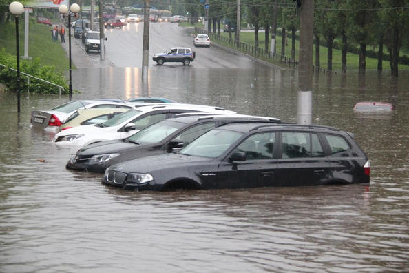 Jak rozpoznat zatopené auto