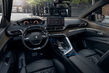 Test modernizovaného crossoveru druhé generace Peugeot 5008 fotografie 7