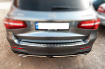 Mercedes GLC X253 2015–2022 Nerezová lišta na zadní nárazník Carmos (2015-2019, nerez) fotografie 4