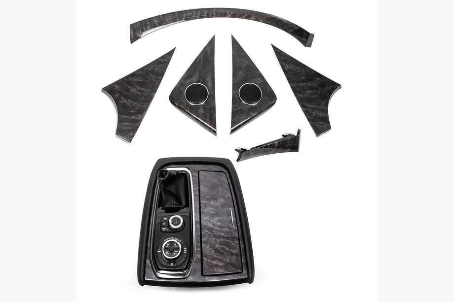 Nissan Patrol Y62 2010–2024 Upgrade sada interiéru na rok 2020 Image