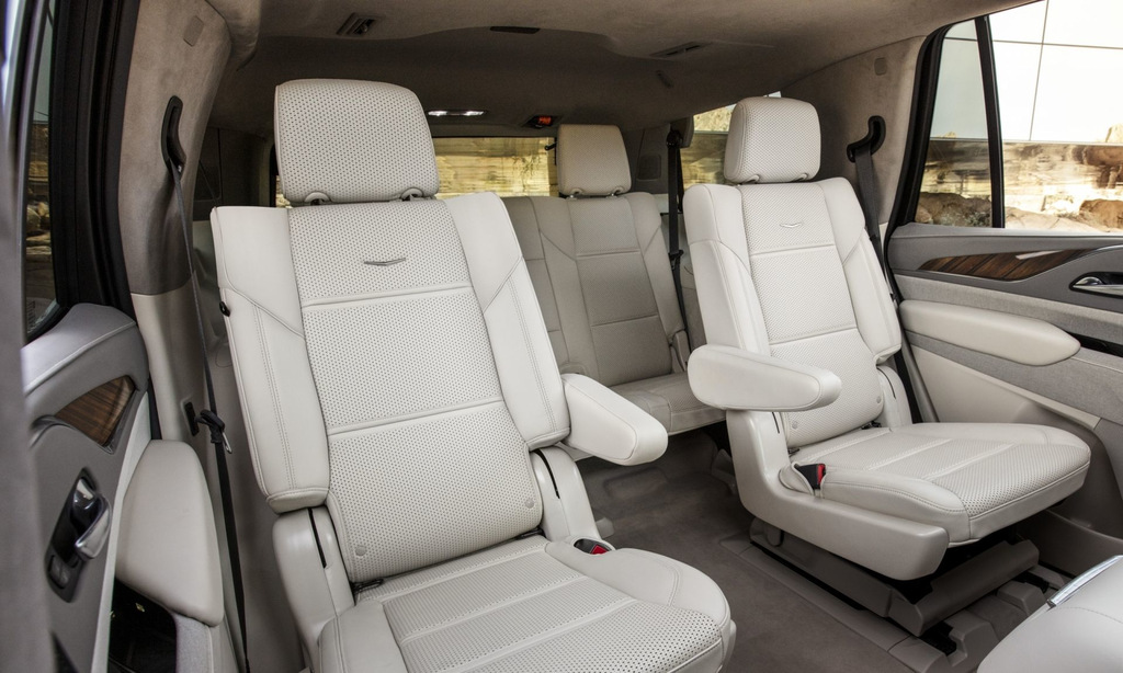Recenze nové generace SUV Cadillac Escalade