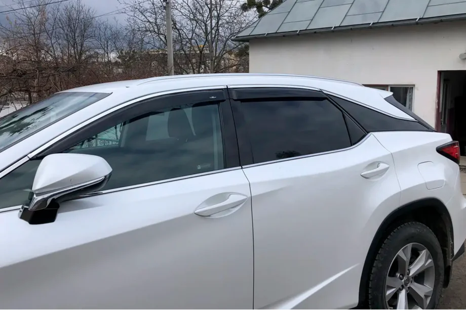 Lexus RX 2016–2022 Ofuky oken s chromovou lištou Short (4 ks, HIC) Fotografie 1