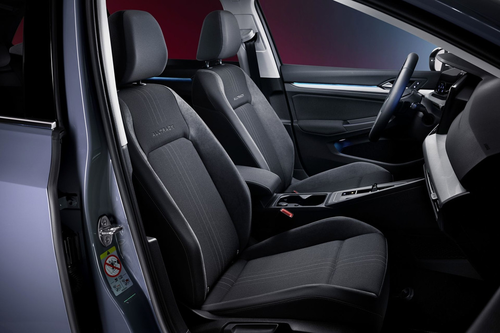 Recenze čtyřkolky Volkswagen Golf Alltrack v karoserii kombi