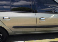 Renault Symbol 1999–2008 Nerezové kryty dveřních klik 2 ks, Carmos - turecká ocel fotografie 2