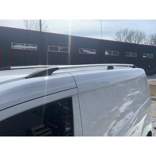 Chromované střešní ližiny Ford Connect 2014–2021 fotografie 3