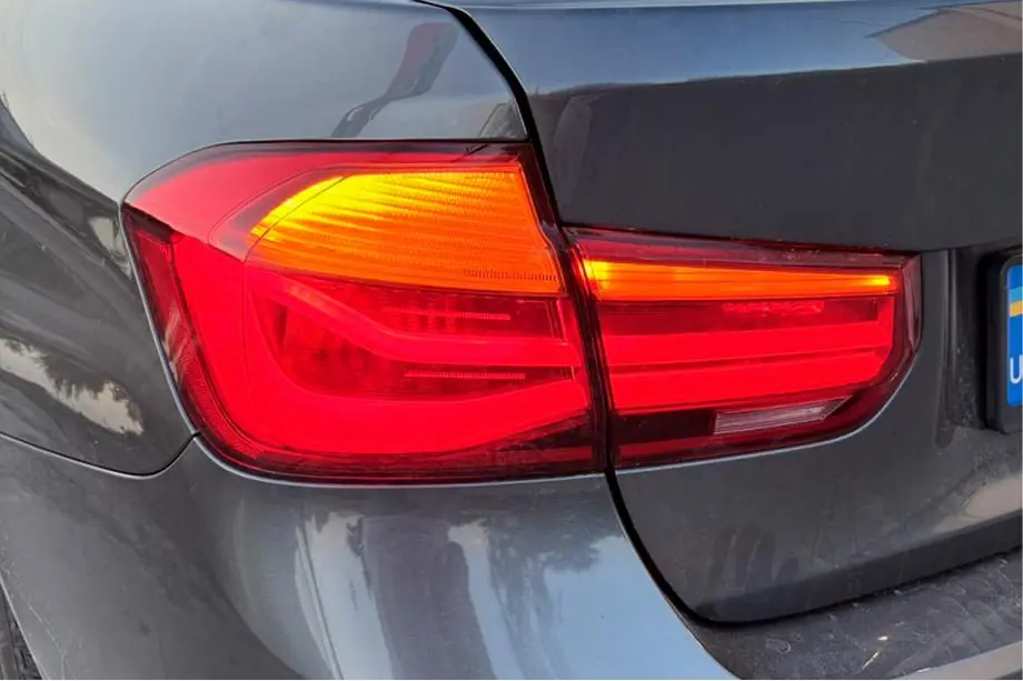BMW řada 3 F30/F31 2012–2019 Zadní brzdová světla typ 2 (2 ks) Image