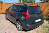 Peugeot 5008 2009–2016 Střešní podélníky OmsaLine Solid (2 ks, černé) fotografie 3