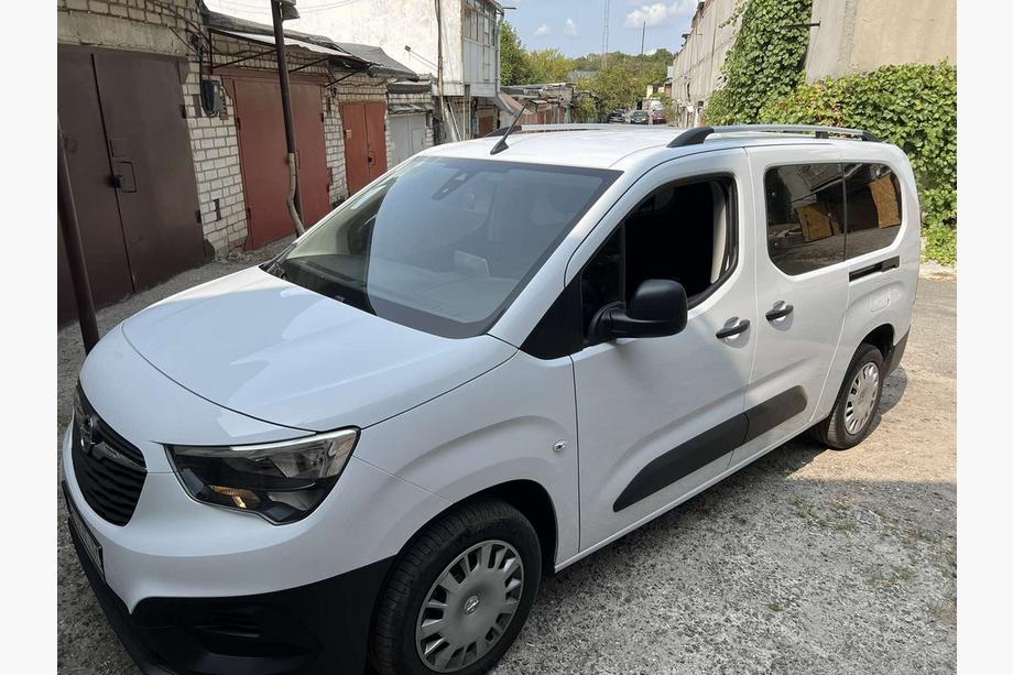Peugeot Partner/Rifter 2019– Střešní ližiny OmsaLine Solid (2 ks, šedé) Image