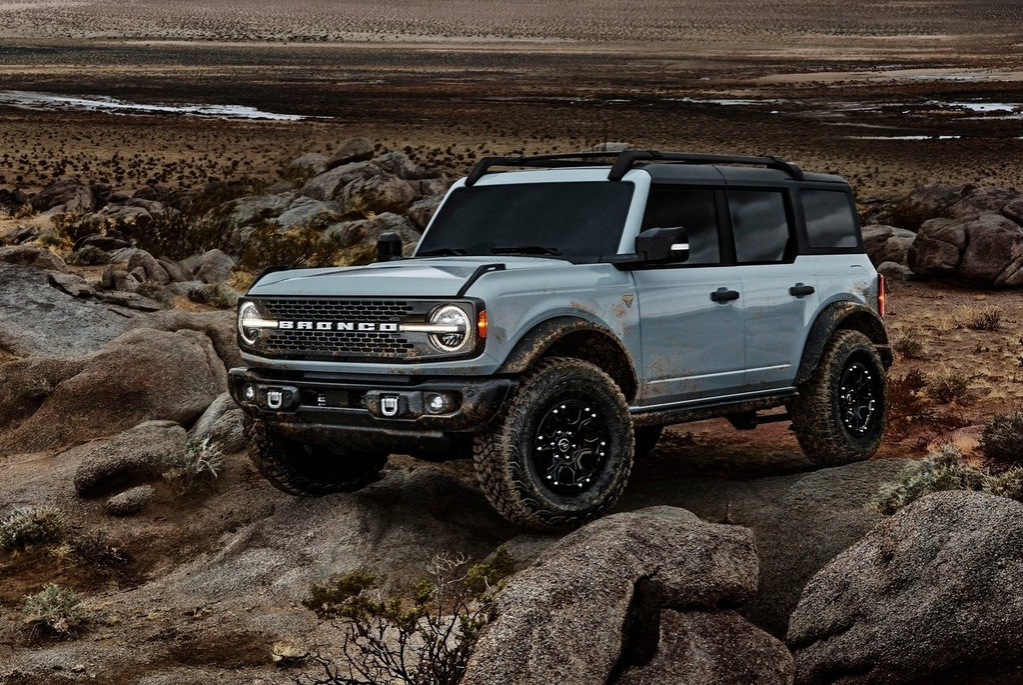 Pětidveřová verze terénního Ford Bronco nové generace