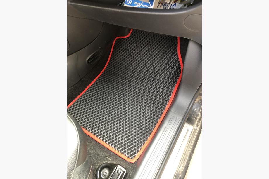 Fiat 500/500L 2013–2022 EVA autokoberce do interiéru (pro 500, černé) Fotografie 7
