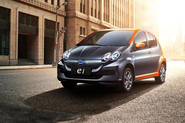 Recenze kompaktního elektrického hatchbacku BYD e1