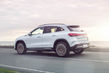 Kompaktní elektrický crossover Mercedes-Benz EQA fotografie 6